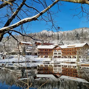 Feuriger Tatzlwurm Bayrischzell